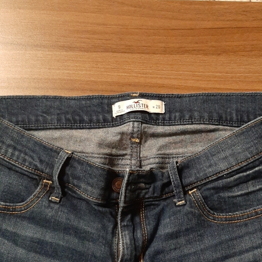 Hollister Jean